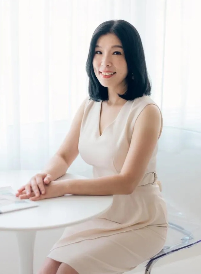 宛志蘋主持與錄音現場